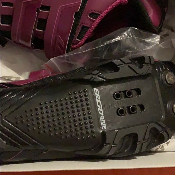 GARNEAU Biking Spinning Shoes Brand New in Box - Picture 3 of 4